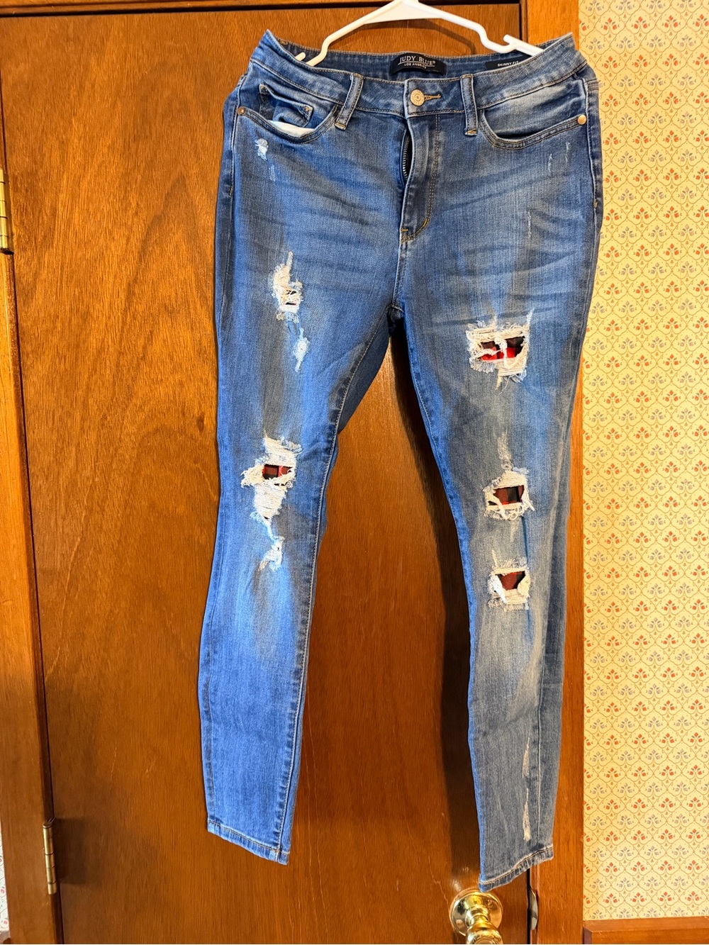 Judy Blue Distressed Skinny Jeans | Size 9/29 | Medium Wash Stretch Denim